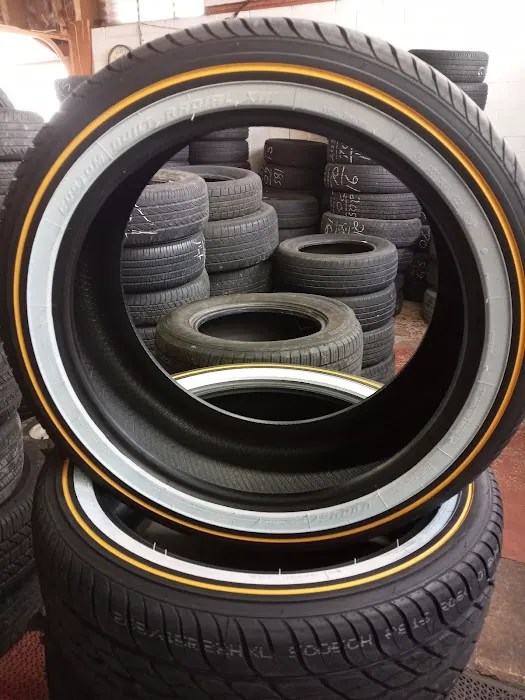 Jaimes Sons Tire Shop 3