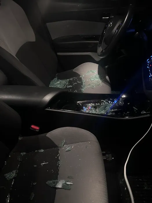 Butch's Auto Glass 1