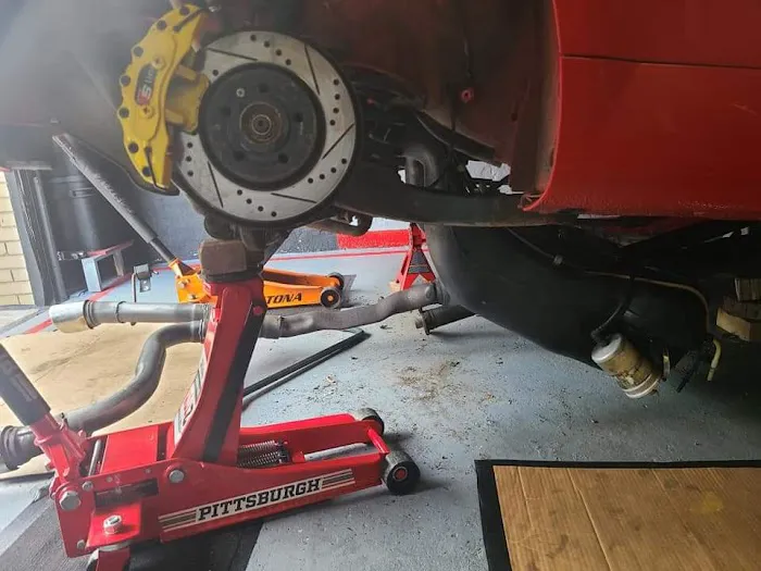 Strother Brothers Auto Care 7