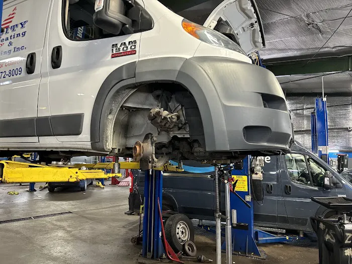 Chrysler Dodge Jeep RAM Service - La Porte Chrysler Inc. 3
