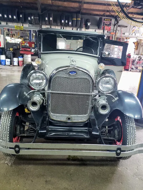 Dave Jelke's Auto Repair Inc. 0
