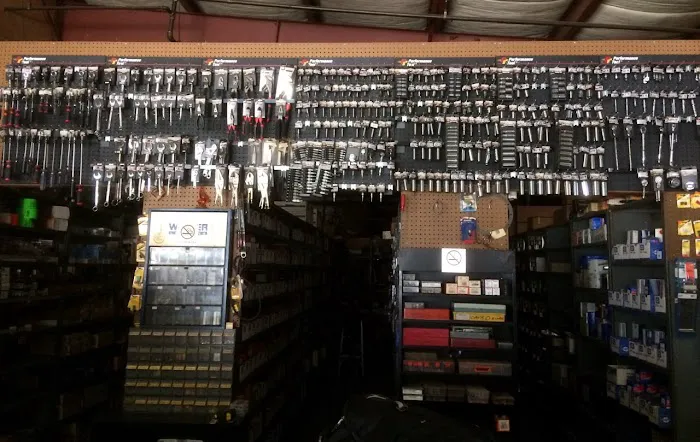 Damon Auto Parts Store 6