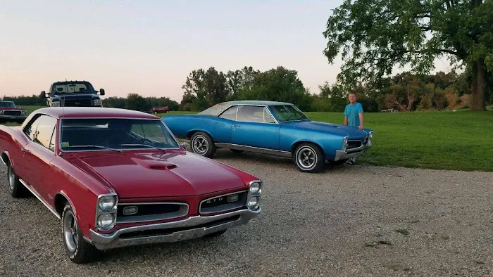 E &R Restorations llc 1