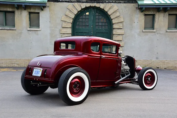 Gas Axe Garage: Traditional Hot Rods and Customs 4
