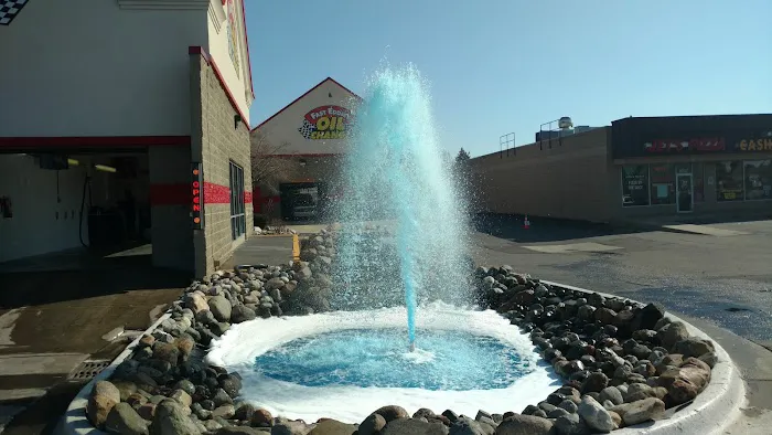 Fast Eddie's Car Wash and Oil Change 8