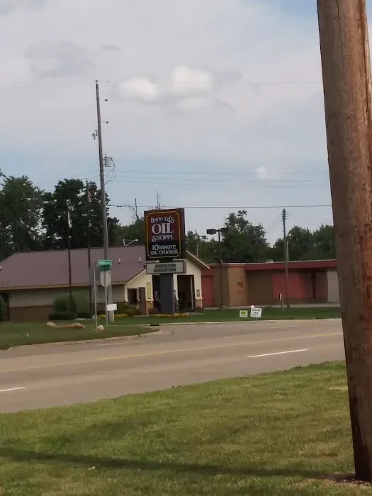 Uncle Ed's Oil Shoppe 6