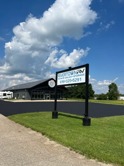 Rivertown RV Repair Sales & Service 9