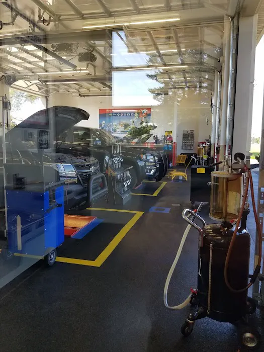 Valvoline Instant Oil Change 6