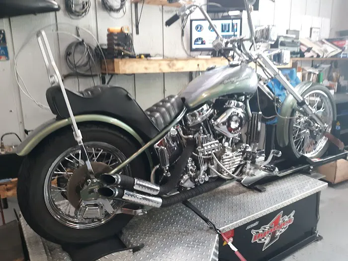 Dirty Boyz Motorcycles and Custom Finishes 7
