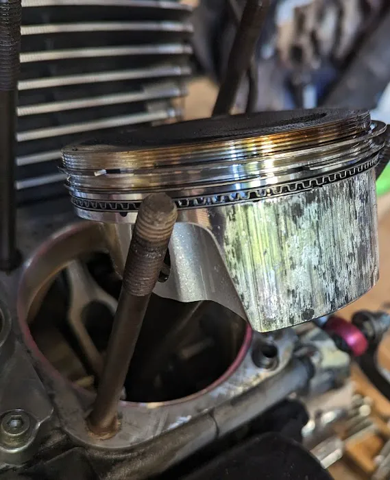 Dirty Boyz Motorcycles and Custom Finishes 0
