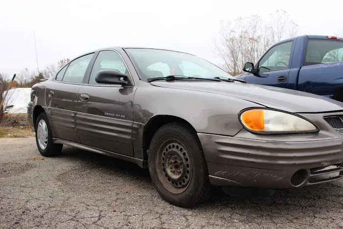 Ledge's Auto Body 7