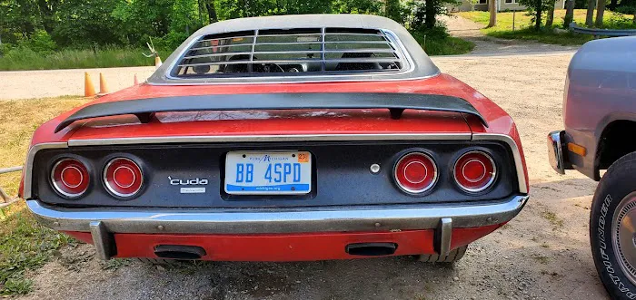 R & K AUTO 8