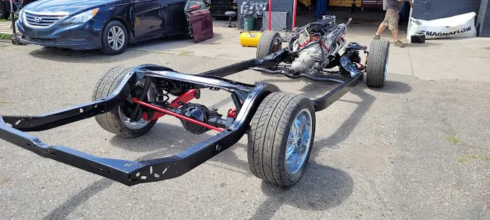 HD Auto Body and Mechanical 9