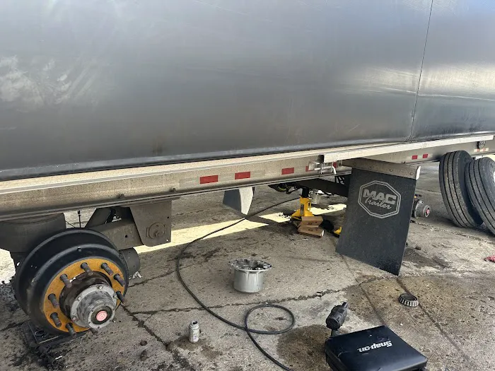 Bear Truck Repair INC 6