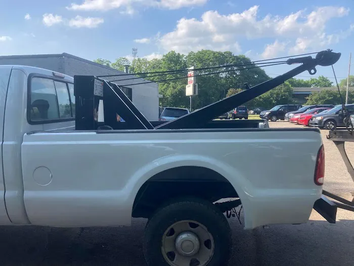 R & R Auto Recycling 0