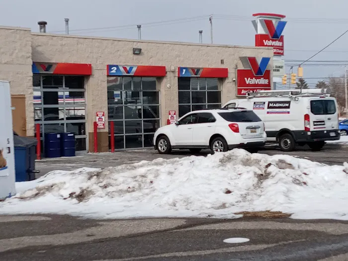 Valvoline Instant Oil Change 3