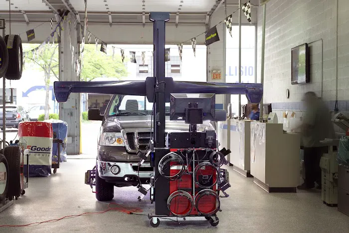 Mission Ford of Dearborn Body Shop 1