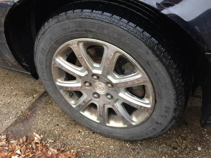 EDY'S TIRE SHOP 8