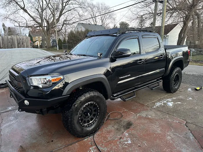 Mecanix Garage LLC 4