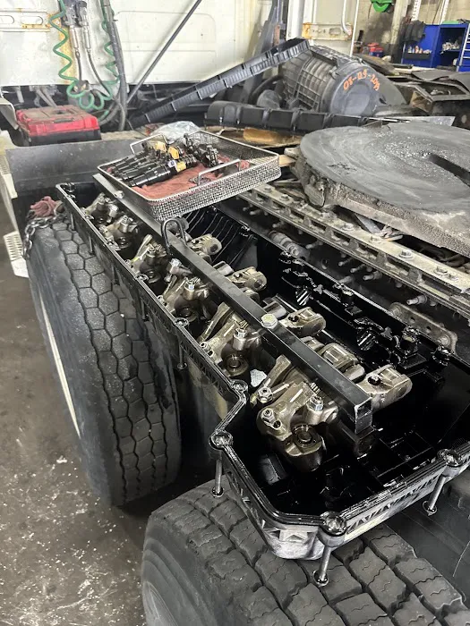 Metro Truck Repair 3