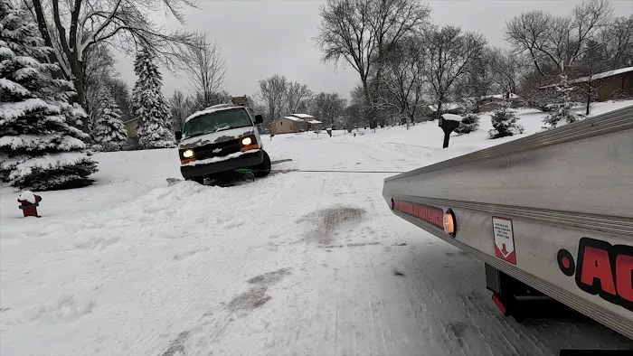 Christian's Auto Repair & Towing 6