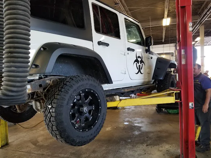 Gordie's Auto & Tire - Sterling Heights 9
