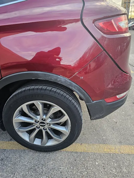 Mike's Auto Body 0