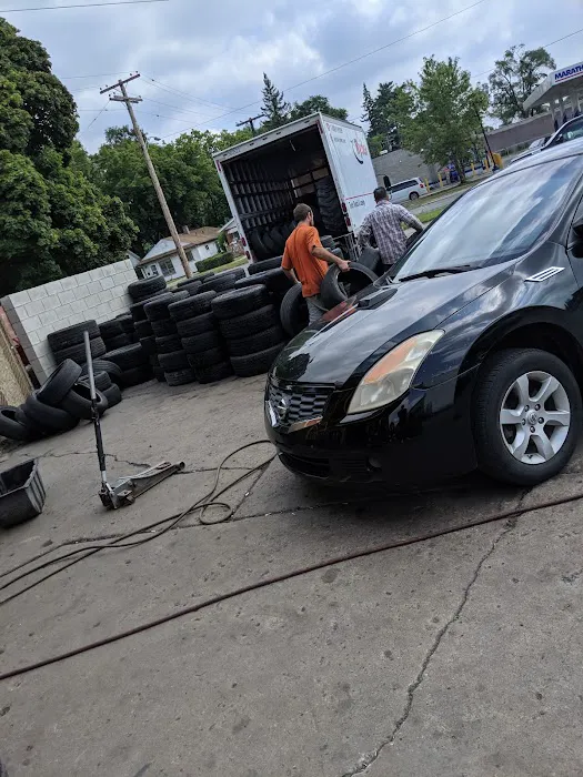 Fenkell Tire Shop Inc 1