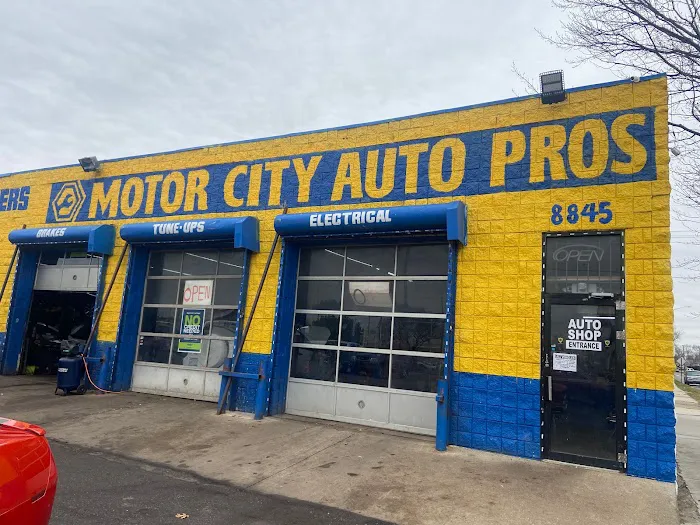 Motor City Auto Pros 4