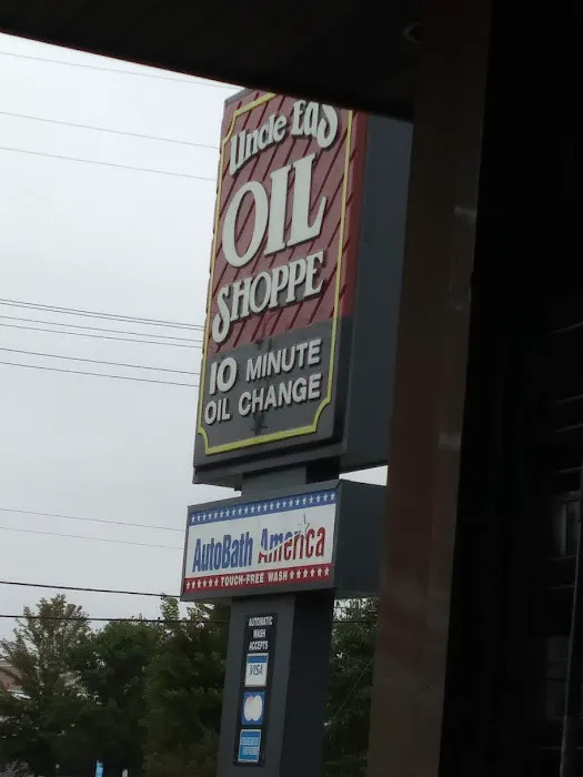 Uncle Ed's Oil Shoppe 7