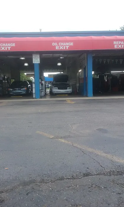 Major Oil Detailing & Repair 4