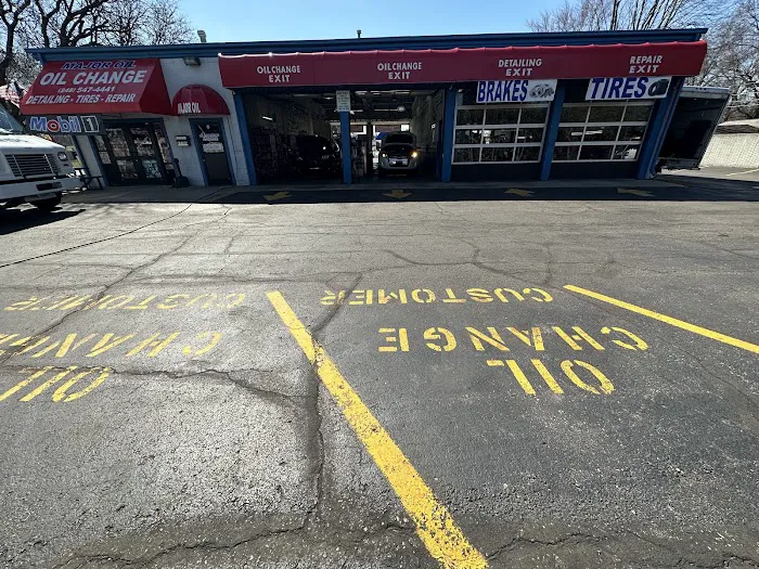 Major Oil Detailing & Repair 5