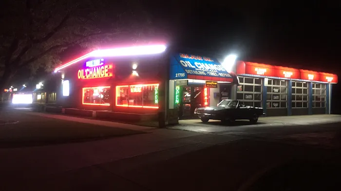 Major Oil Detailing & Repair 8