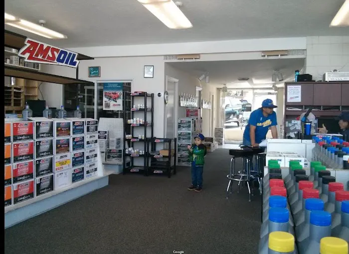 The AMSOIL Depot 7