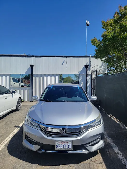 Magna Auto Glass 5