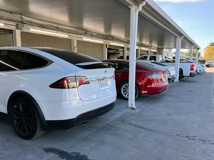 G & C Auto Body 9