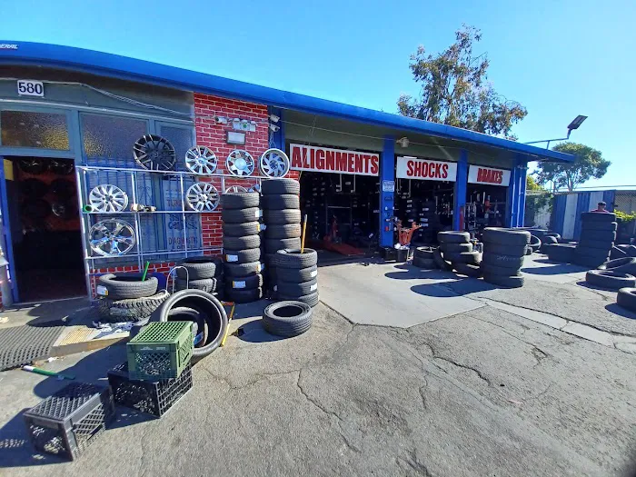 TIRE WHEEL DISCOUNTED 8