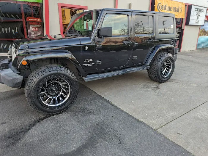 Hayward Tire Pros 0