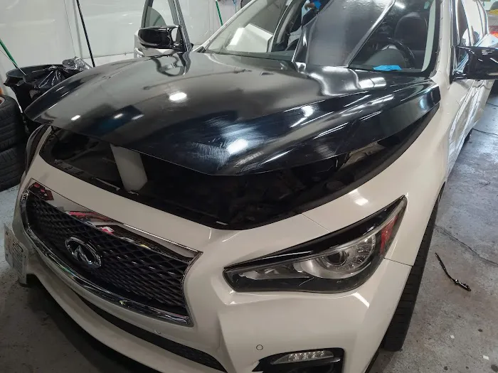 Golden Stereo Window Tint 1