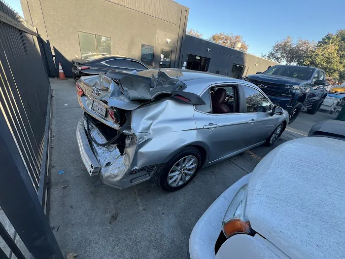 Godzilla Auto Collision Repair 5