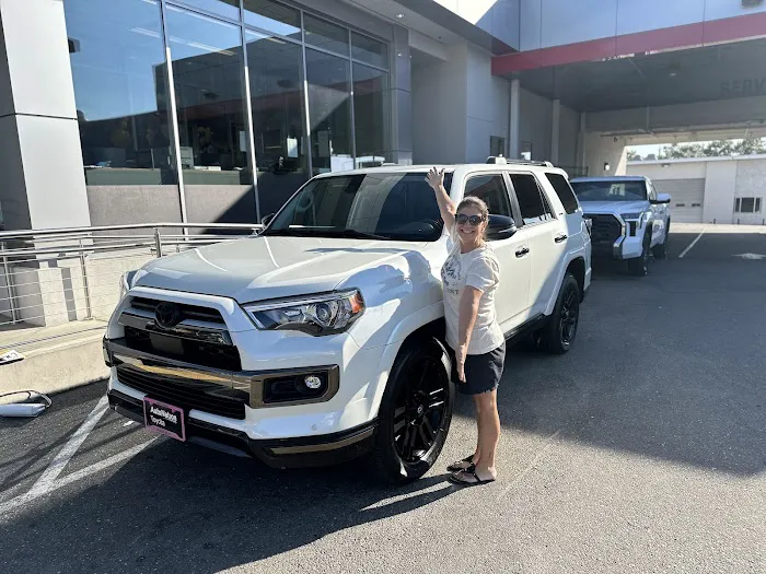 AutoNation Toyota Hayward Service Center 4