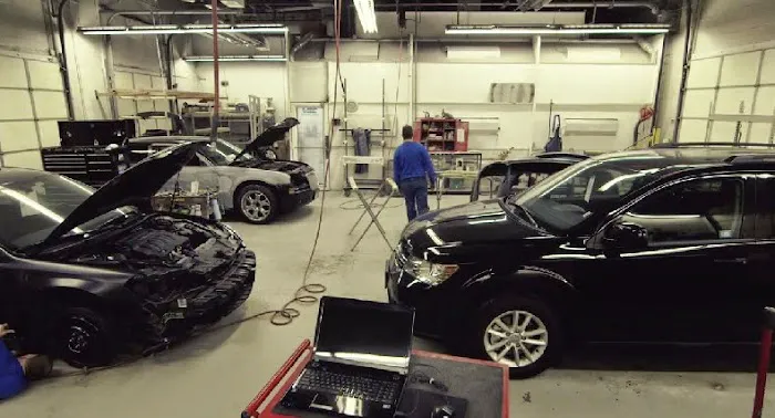 Oakdale Collision Center 4