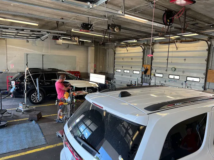 Oakdale Collision Center 7