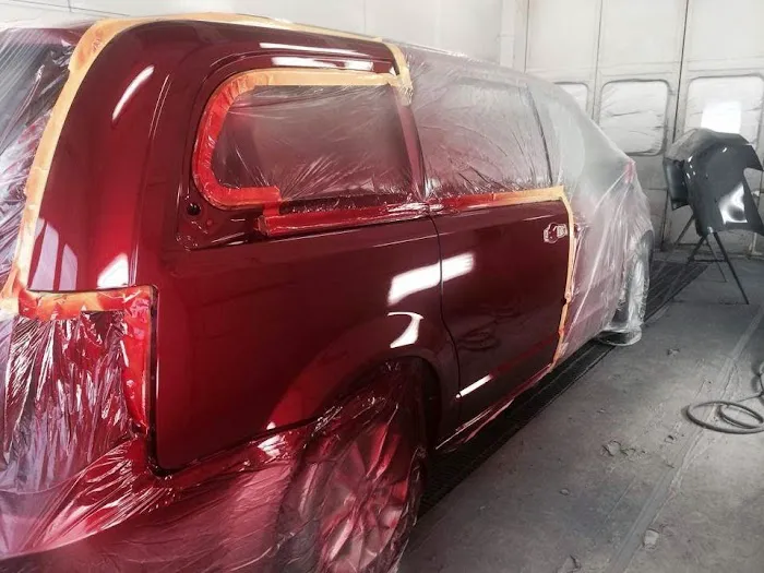 Oakdale Collision Center 2