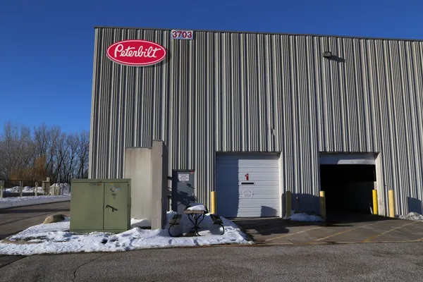 Allstate Peterbilt of Eagan 1
