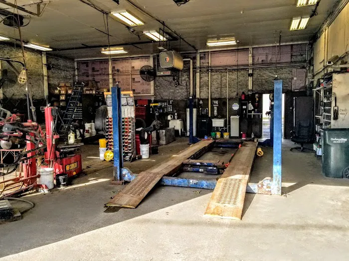 L-J Tire 8