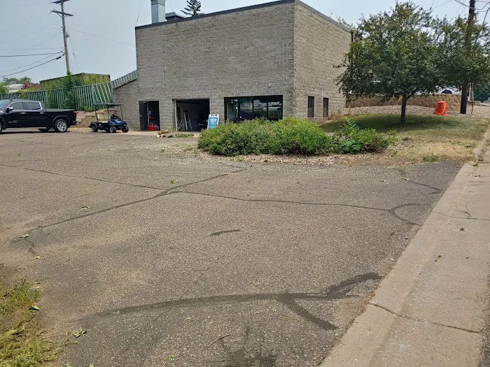 Newport Collision Center 5