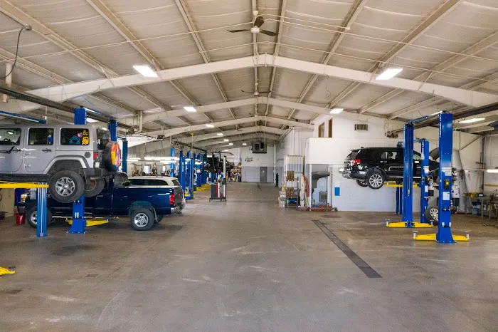 Chrysler Dodge Jeep RAM Service - Van Horn of Plymouth 9