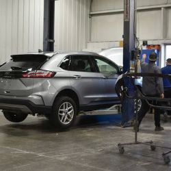 Van Horn Collision Center - Plymouth ico