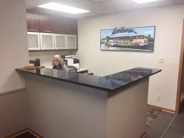 Dean's Auto Body 5